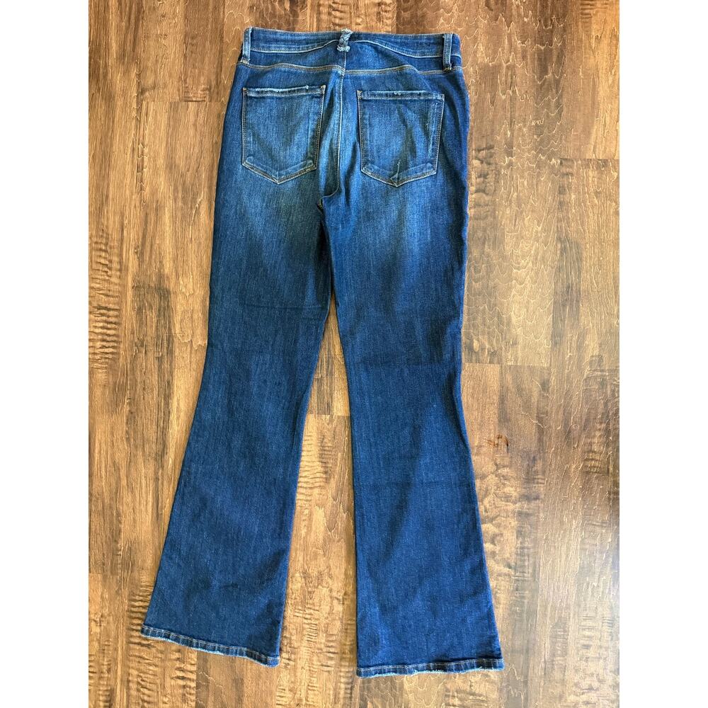 Kut from the kloth ana high rise fab ab flare size 4 - Picture 4 of 4
